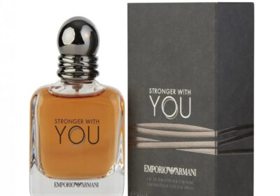 عطر سترونجر ويذ يو من امبوريو ارماني - أو دي تواليت (رجالي) 50 مل