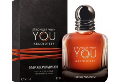 عطر سترونجر ويذ يو ابسلوتلي من امبوريو ارماني – بارفيوم (رجالي) 50 مل